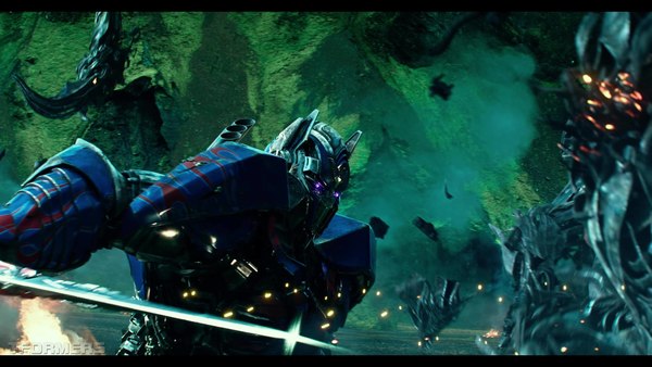 Transformers The Last Knight Theatrical Trailer HD Screenshot Gallery 774 (774 of 788)